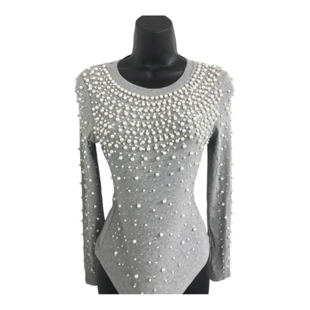 Beautiful Stunning pearl beaded gray long sleeve sweater knit top size small new